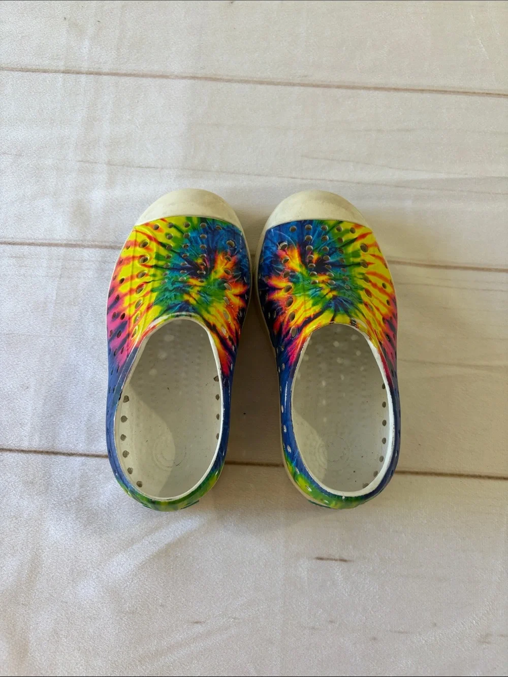 Native Kids Tie-Dye Slip-On Shoes
